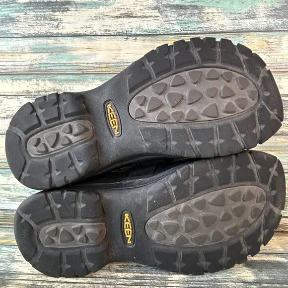 Keen Slip On Shoes Womens Size 10.5W Black Leather Casual Loafers Sneakers - Picture 6 of 10